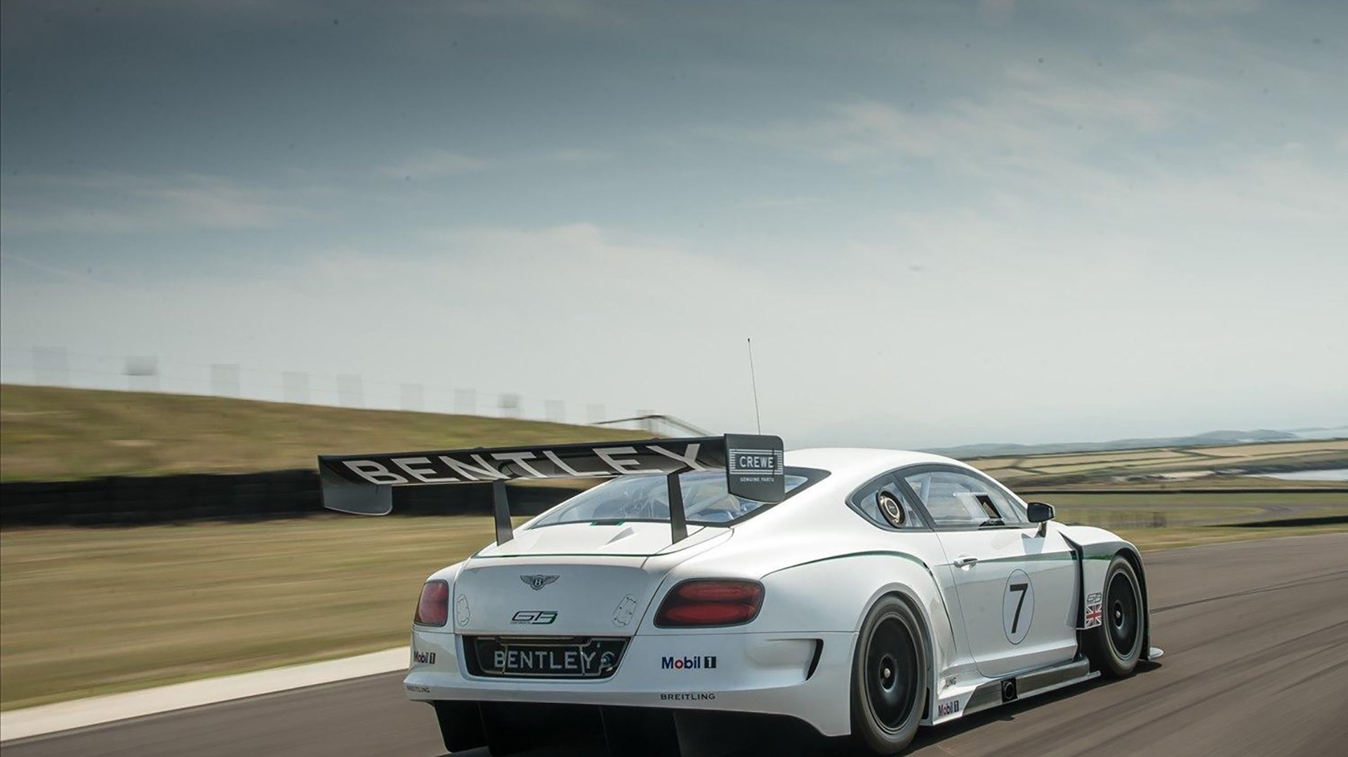 爱游戏官方入口-英雄联盟赛季总结战队表现评分引网友热议，2021年lol战队积分