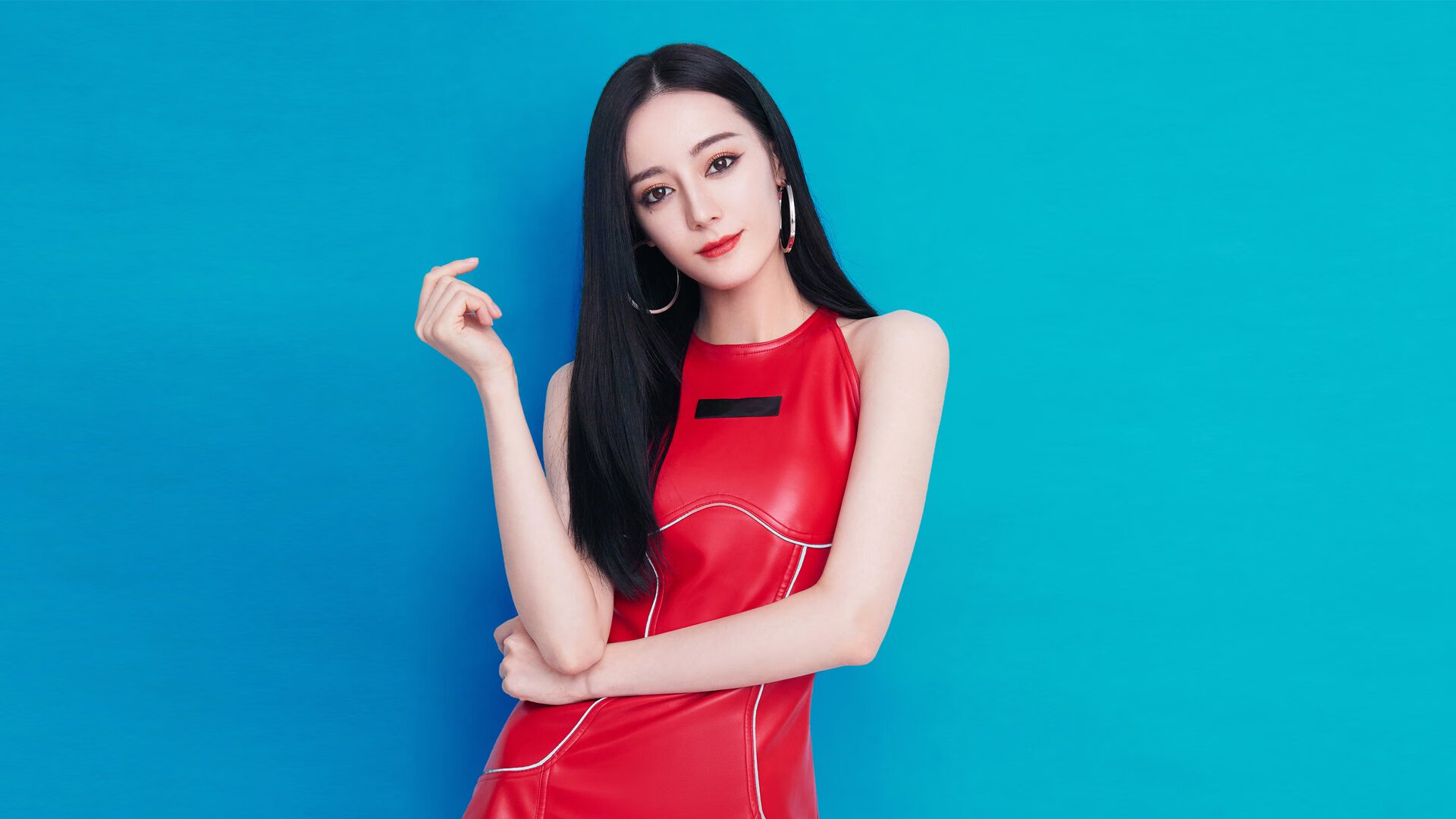 比赛现场座无虚席观众助威声浪形成强大主场气场,比赛现场观众注意事项最新